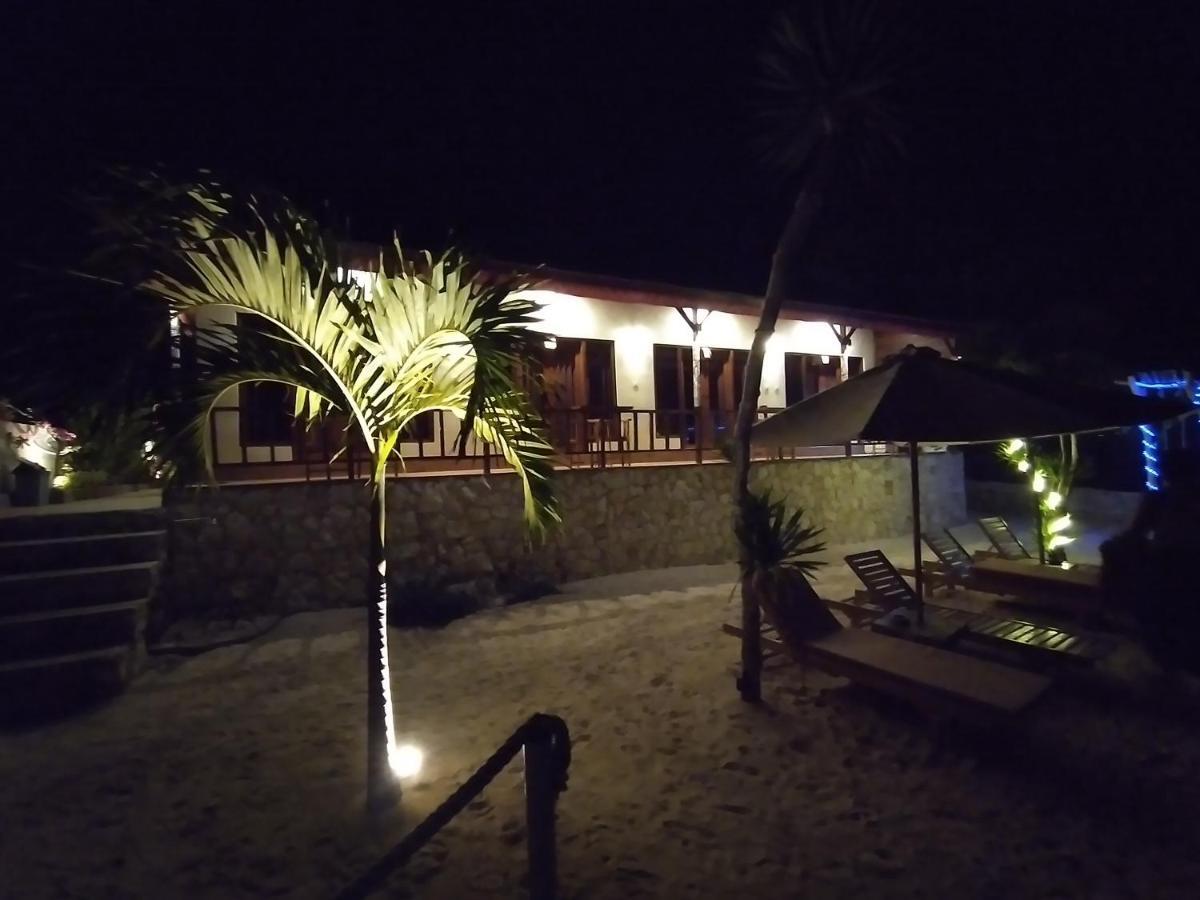 Double'A Beach House 蓝梦岛 外观 照片